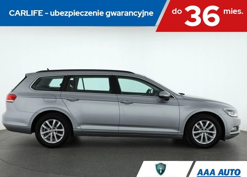 Volkswagen Passat cena 69000 przebieg: 141876, rok produkcji 2018 z Skępe małe 232